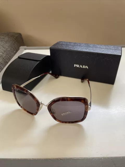 Spr57u prada deals