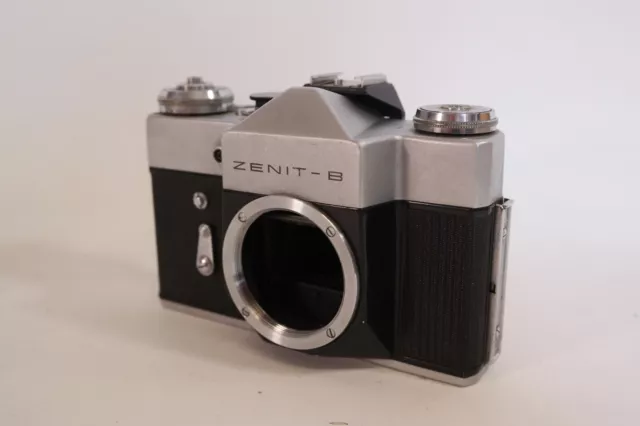 Zenit-B Zenit B Spiegelreflexkamera SLR-Kamera Gehäuse Body + Industar 3,5/50 3