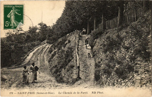 CPA Saint-Prix Le Chemin de la Foret FRANCE (1307787)
