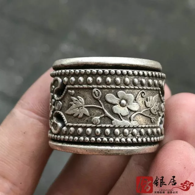 Exquisite Old Chinese tibet silver handcarved flower Pull finge Ring statue 9026