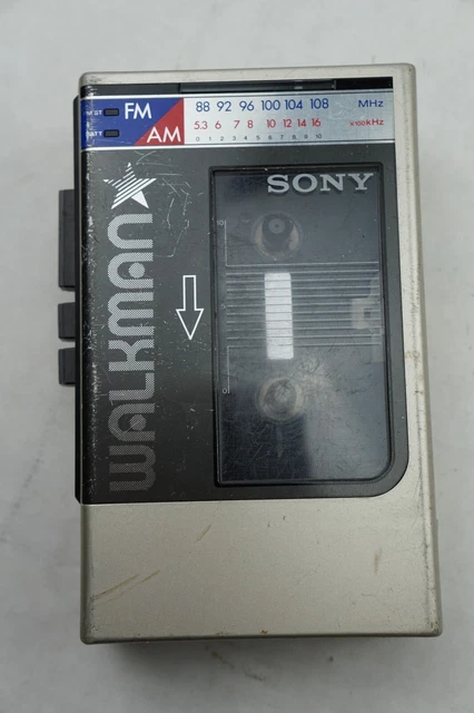 Lecteur cassette portable JUNK Sony Walkman WM-R2 vintage pour pièces