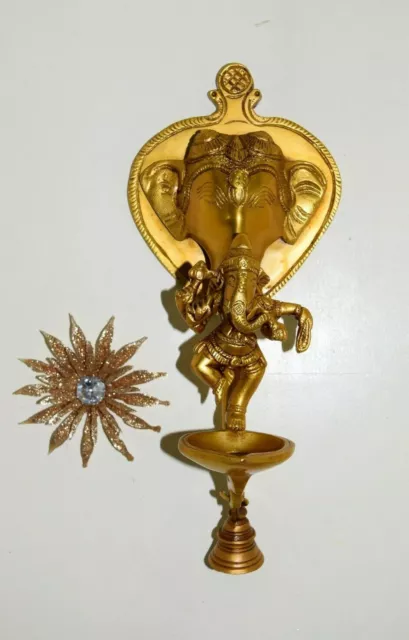 Messing Ganesha Wandbehang Dekoration Elefant Face Design Lampenfassung Mit Bell