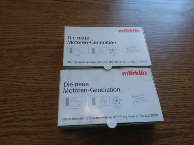 Z40) Märklin mini-club  2x Sondermodell  " Die neue Motoren-Generation "