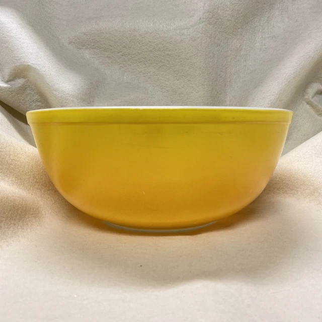 Vintage Pyrex Pineapple Party Mixing Bowl 404 Chip Dip Bowl Ombre Yellow Orange Vintage Pyrex Pineapple Party Mixing Bowl 404 Chip Dip Bowl Ombre Yellow Orange