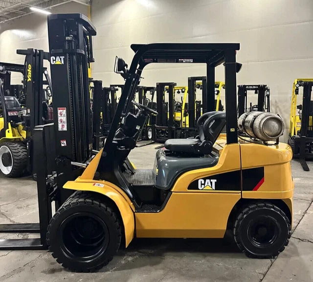 2009 Cat P6000 6000 LB 2 Stage Mast LP Gas Pneumatic Forklift - Reconditioned