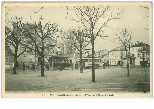 93.MONTREUIL SOUS BOIS.n°25.PLACE DE L'HOTEL DE VILLE.CALECHE-AUTOBUS