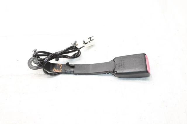 2008 Infiniti G37S V36 Coupe #274 Right Front Seat Buckle Clip
