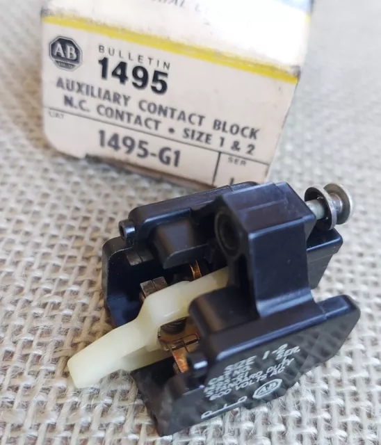 ALLEN BRADLEY 1495-G1, Series L, Auxiliary Contact Block, N.C. SIZE 1&2