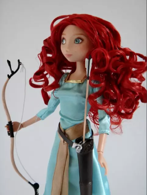 Disney Brave Deluxe Talking Merida Doll with Bow and Arrow and Bear 2014- New 3