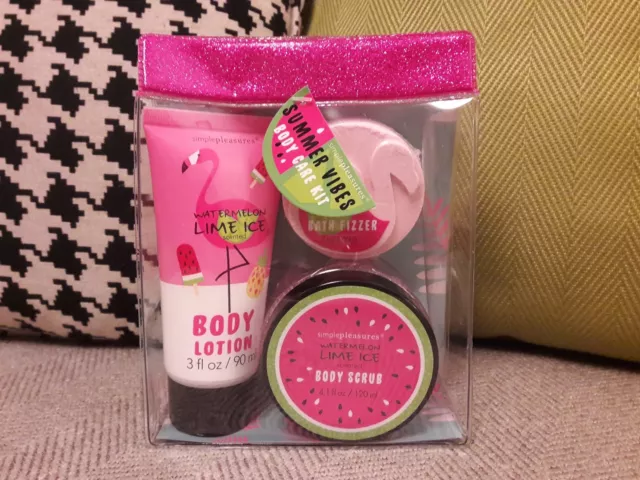 Summer vibes Body Care Kit Body Lotion & Body Scrub & Bath Fizzer