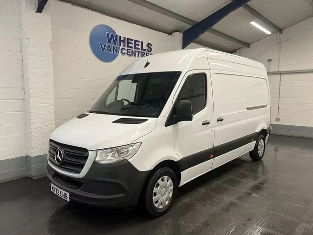 2023 MERCEDES-BENZ SPRINTER 2.0 315 CDI Premium Panel Van 5dr Diesel G ...