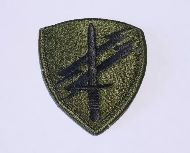 U.S. ARMY CIVIL AFFAIRS AND PSYCHOLOGICAL OPERATIONS COMMAND PATCH