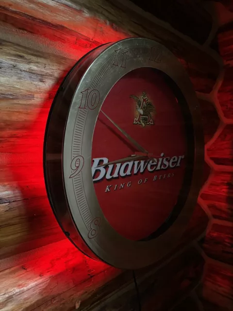 Vintage - Budweiser  - Lighted Clock Round 18”- W/ Remote