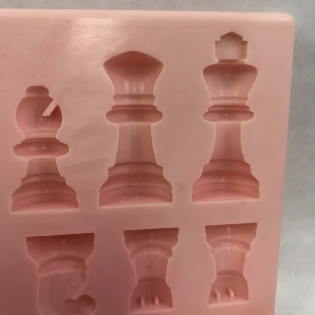 Wilton Chess Set Candy Fondant Molds Vintage Cake Decorating Forms 3