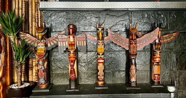 Totem Pole Indian Wooden Height 1,00 M 39,37 inches Sortiment Christmas Sale