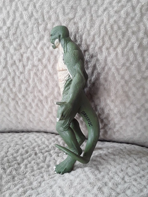 The Lizard Marvel Swimways Amazing Spider-Man Green Action Figure Toy 5.5” 2012 3