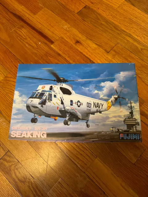 FUJIMI 1:72 scale SIKORSKY SEA KING SH-3H Helicopter Model Kit Unassembled New