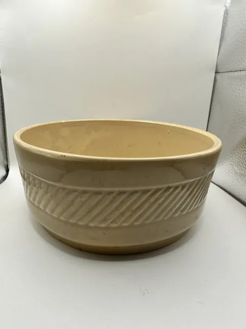 Haeger Pottery  USA vintage 1979 bowl/planter/vase Beige glazed,  Made For FTD