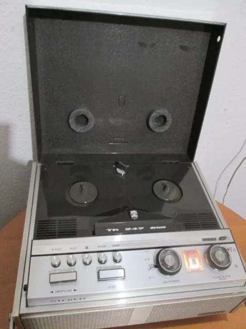 TONBANDMASCHINE Grundig TK 247  STEREO VOLL FUNKTIONSFÄHIG  SEHR GUTER ZUST