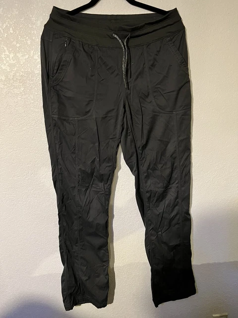 North Face Women's  Snowboard Ski pants Size Medium black