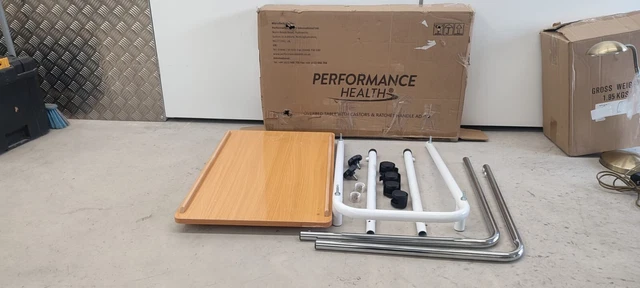 Tavolo da letto Performance Health con porta regolabile in altezza e angolo ruote