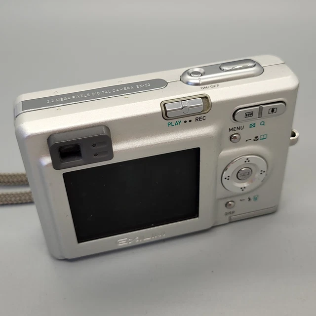 Casio Exilim EX-Z3 3,2 megapixel fotocamera digitale compatta argento testato 2
