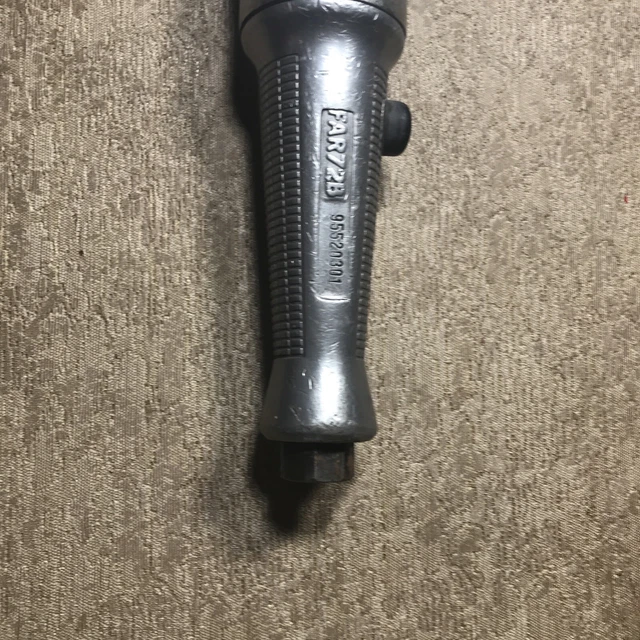 Snap-on Tools USA FAR72B 3/8" Drive Heavy Duty Pneumatic Air Ratchet Wrench Tool 3