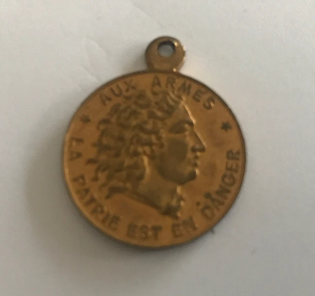 Locket Of Weapons The with Free Postage Is IN Danger Keep National 1870 REF61824