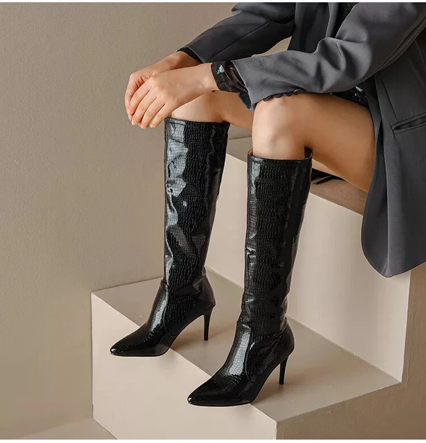 Bottes Cuissardes Femme à Talon 3,5 Cm - Cuir Synthétique Noir Et Or - Pointures 34 à 40 - Neuves
