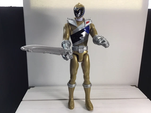 POWER RANGERS DINO Charge Gold Ranger 12