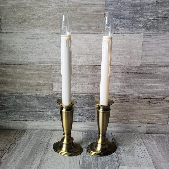 VINTAGE PLOW AND Hearth Traditional Window Battery Operated Candles By