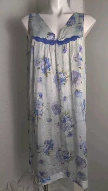 VINTAGE VANITY FAIR Floral Print Silky Nylon Knee Length Nightgown Gown ...