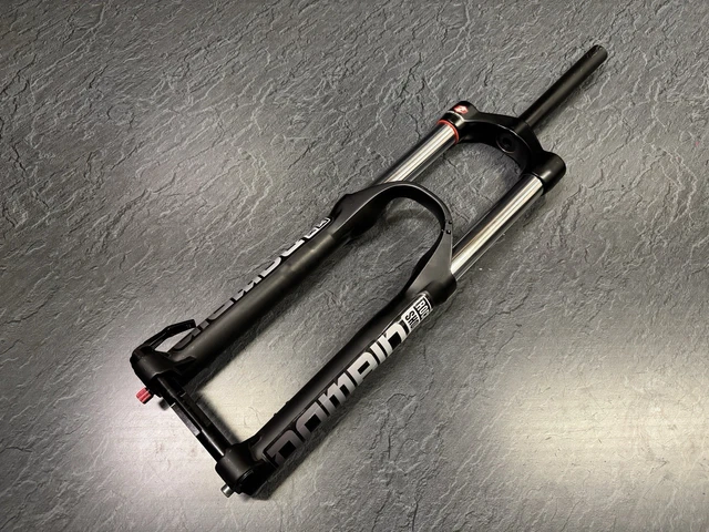 ROCKSHOX DOMAIN R 26” Forks PicClick UK