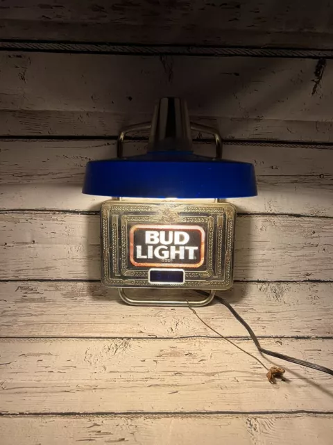 VTG 1985 Bud Light Beer Lighted Wall Hanging Lamp Digital Clock Anheuser Busch
