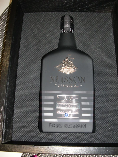 Rhum Neisson "nonaginta " pour les 90 ans de la distillerie ! 450 exempl /monde