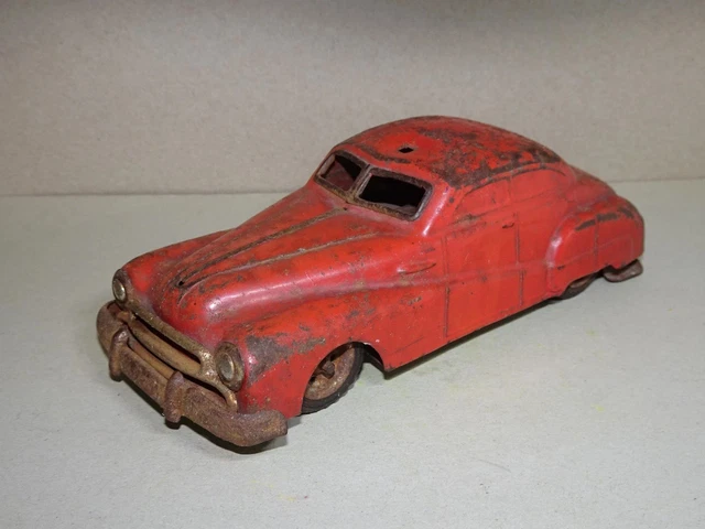 ancien porte clé simca automobile voiture aronde / en plastique