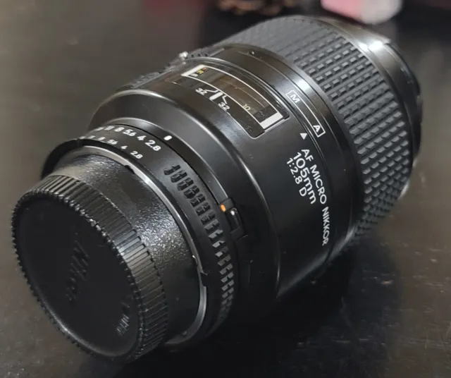 Nikon Af Micro Nikkor 105Mm F2.8 D Telephoto Macro Lens - Made In Japan