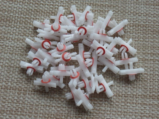 Universal Car Oil Tank Protector Cable For A3 A4 B7 B8 A5 A6 C6 C7 A8 Q3 Q5 Q7 VW Passat Polo Jetta Golf Mk4 Mk6