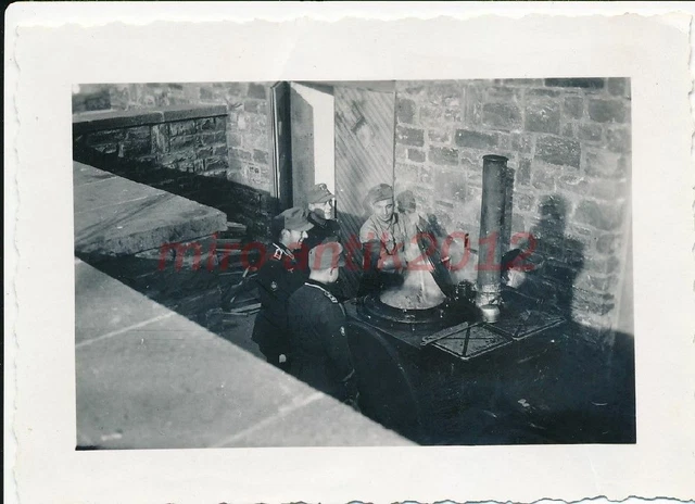 FOTO, GEBIRGSNACHR.ABTLG.67, QUARTIER GoebenKaserne Koblenz, 1940