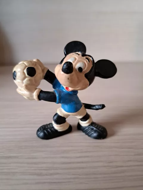 Mickey Mouse football handpainted  Figure Bullyland Disney Germany 80s vintage