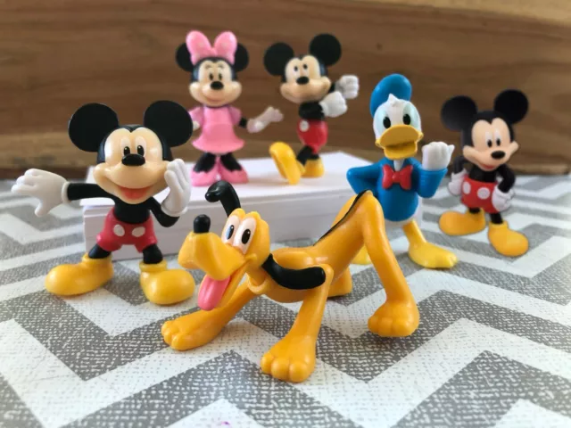 NIB Mickey & Friends Figure Collection Set Mickey Mouse, Minnie, Pluto, Donald