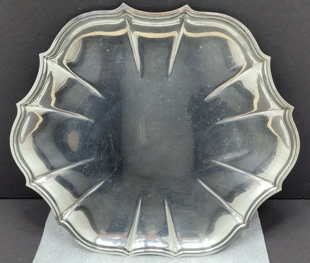 INTERNATIONAL SILVER CHIPPENDALE 6321 SMALL 11"x10" Scalloped TRAY