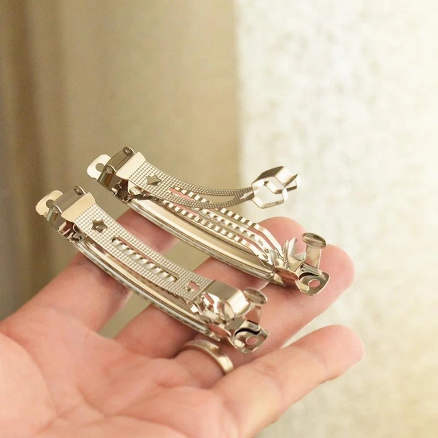 Lot De 2 Barrettes Ou épingles à Cravate Vintage En Métal Doré - Tailles 7 Et 9 Cm - Occasion