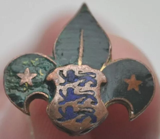 VERY RARE 1930s Scout Screwback Badge by ROMAN TAVAST