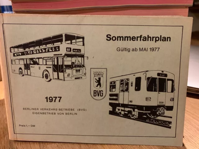 BVG Sommerfahrplan Mai 1977  Streckennetz Autobus  U-Bahn (AG76)