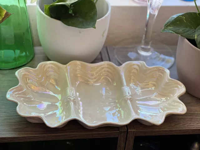 vintage maddux of california 3 devided clam shell Dish