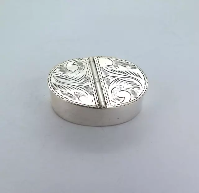 Vintage Decorative English Sterling Silver Hinged Double Pill Box 16.6g