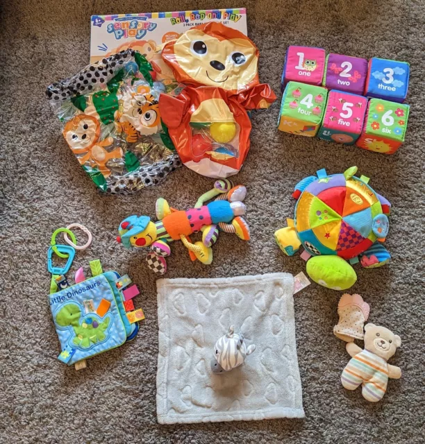 Massiccio pacchetto giocattolo bambino in ottime condizioni /sensoriale/attività / giocattoli morbidi