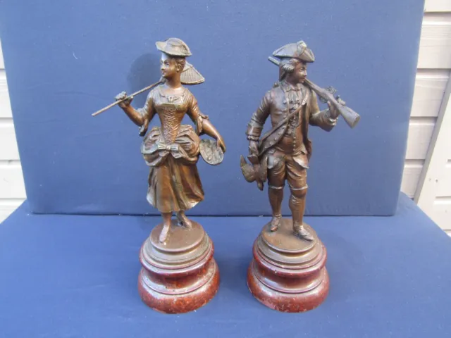 Ancienne paire de statuettes en régule, "Chasseur, pêcheuse bourgeois" XIXe ??