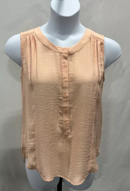 Merona ladies M sleeveless butt on up blouse.